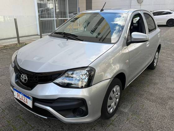 TOYOTA ETIOS 1.3 X 16V FLEX 4P MANUAL TOYOTA ETIOS 1.3 X 16V FLEX 4P MANUAL